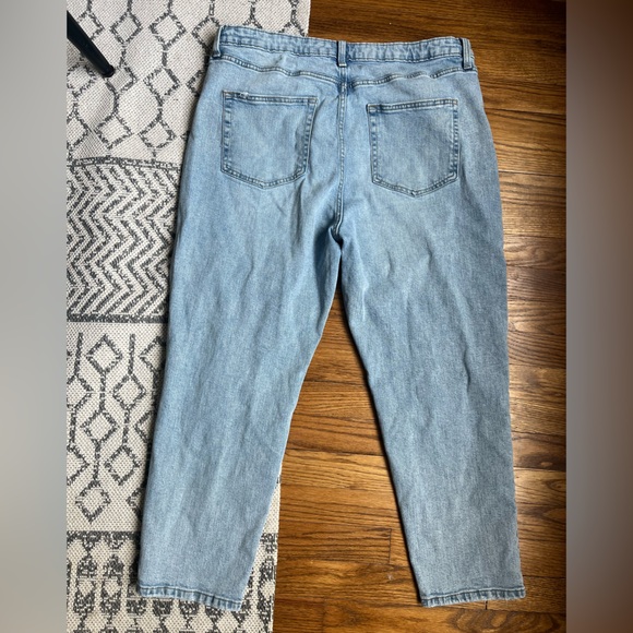 Wild Fable Super High Rise Mom Jeans - Picture 7 of 9